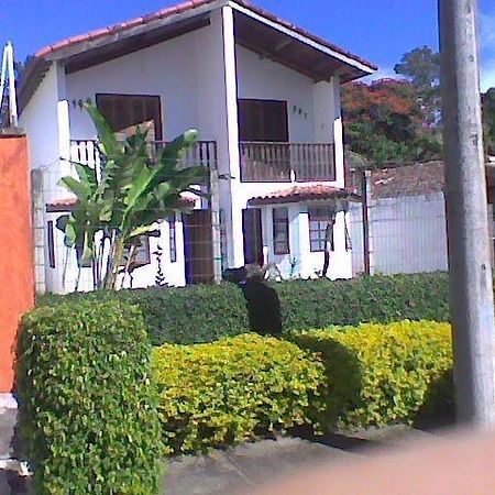 Casa 2 E 4 Quartos! Ilhabela Exteriör bild